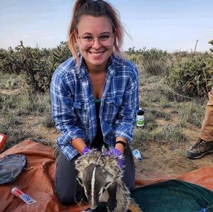 Meet your Posher, Samantha